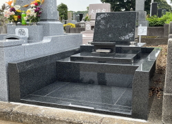 インドGKの洋型墓石