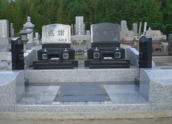 グリーンブラックの洋型墓石